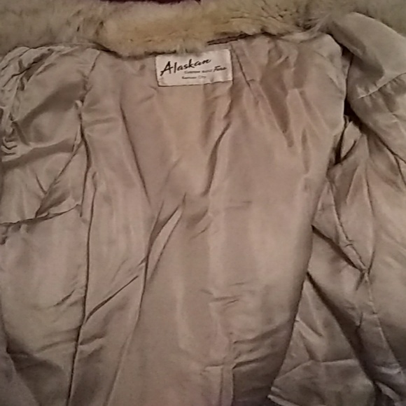 Fur Coat - Picture 4 of 4